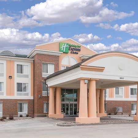 Holiday Inn Express Hotel & Suites Ames By Ihg Dış mekan fotoğraf