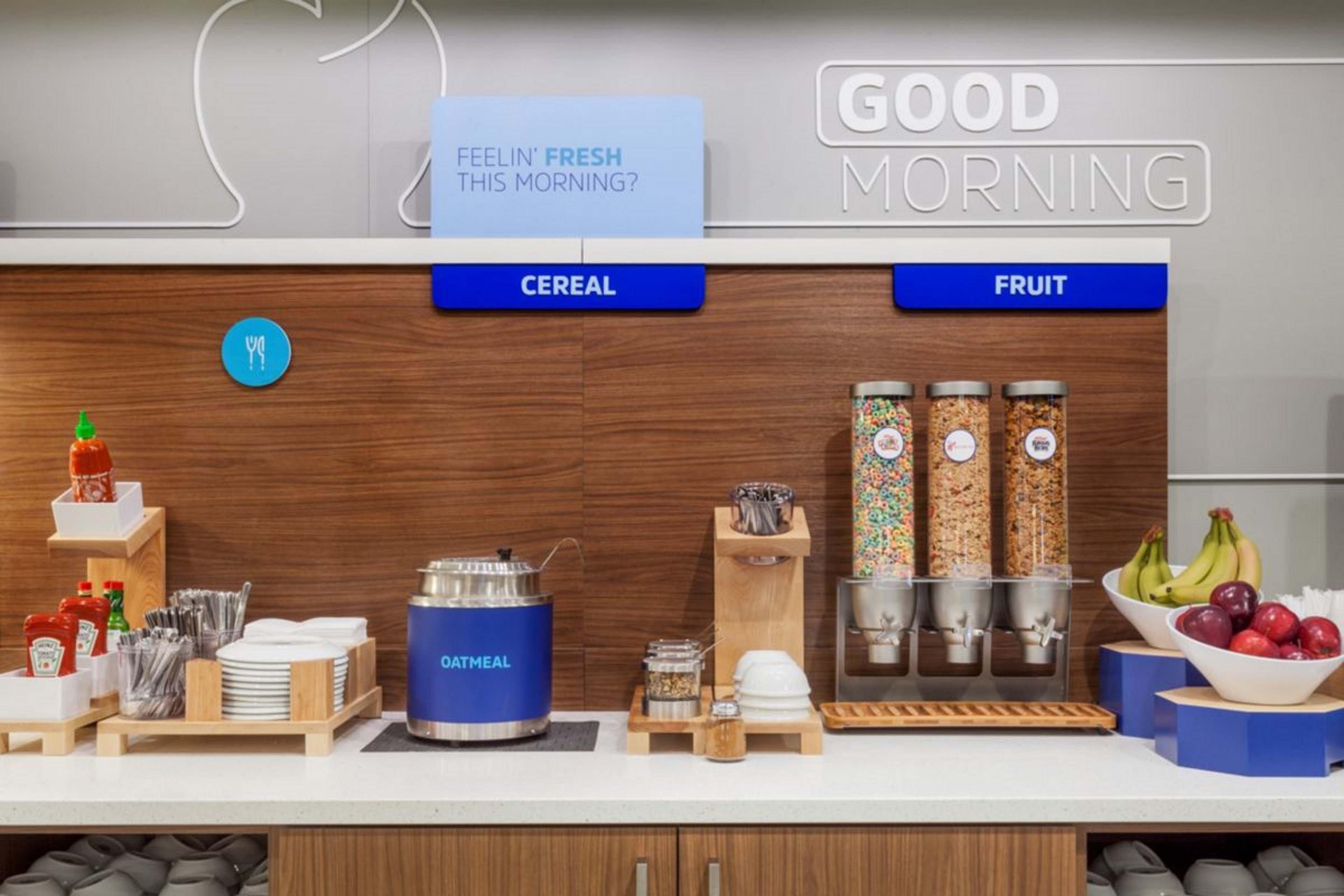 Holiday Inn Express Hotel & Suites Ames By Ihg Dış mekan fotoğraf