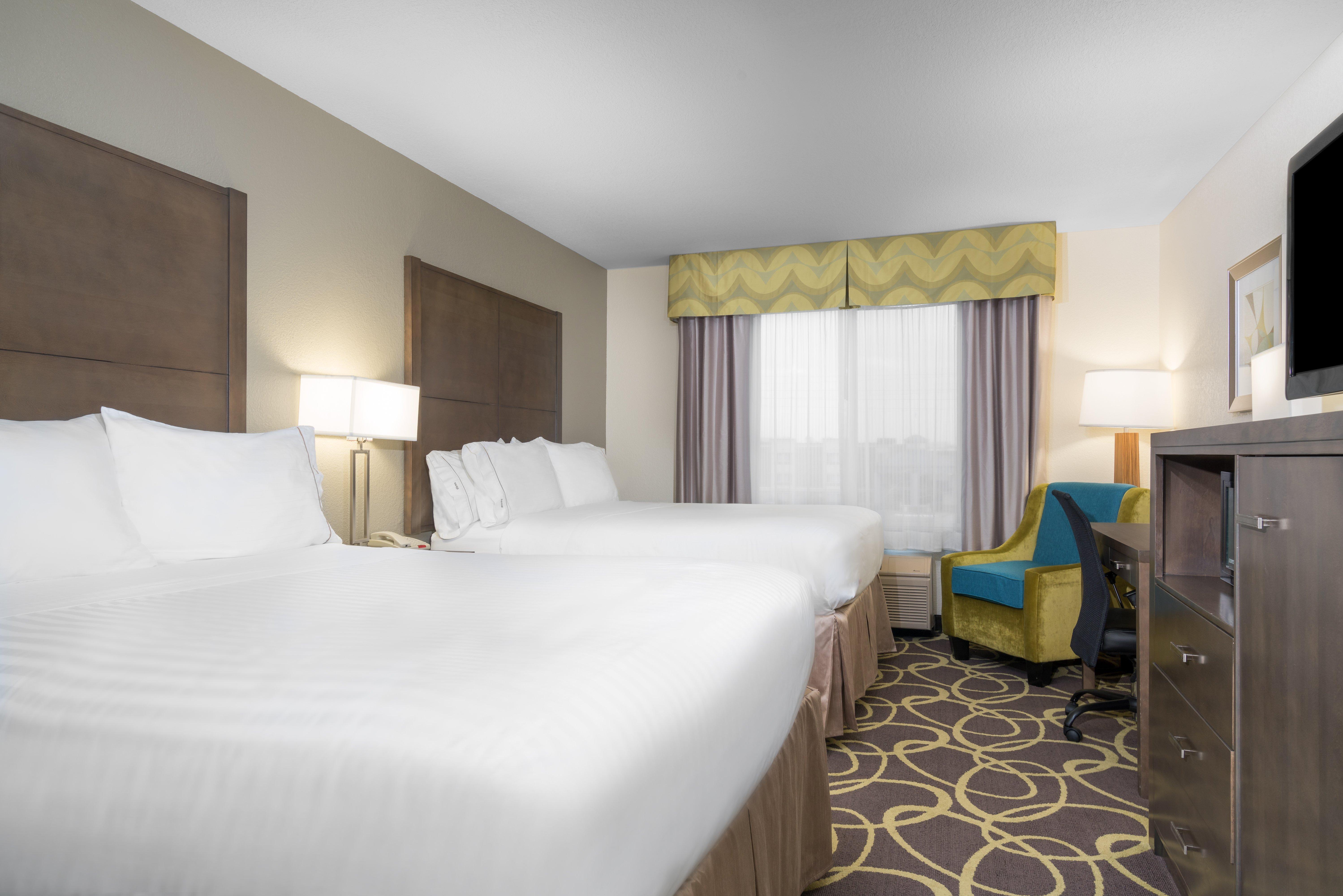 Holiday Inn Express Hotel & Suites Ames By Ihg Dış mekan fotoğraf