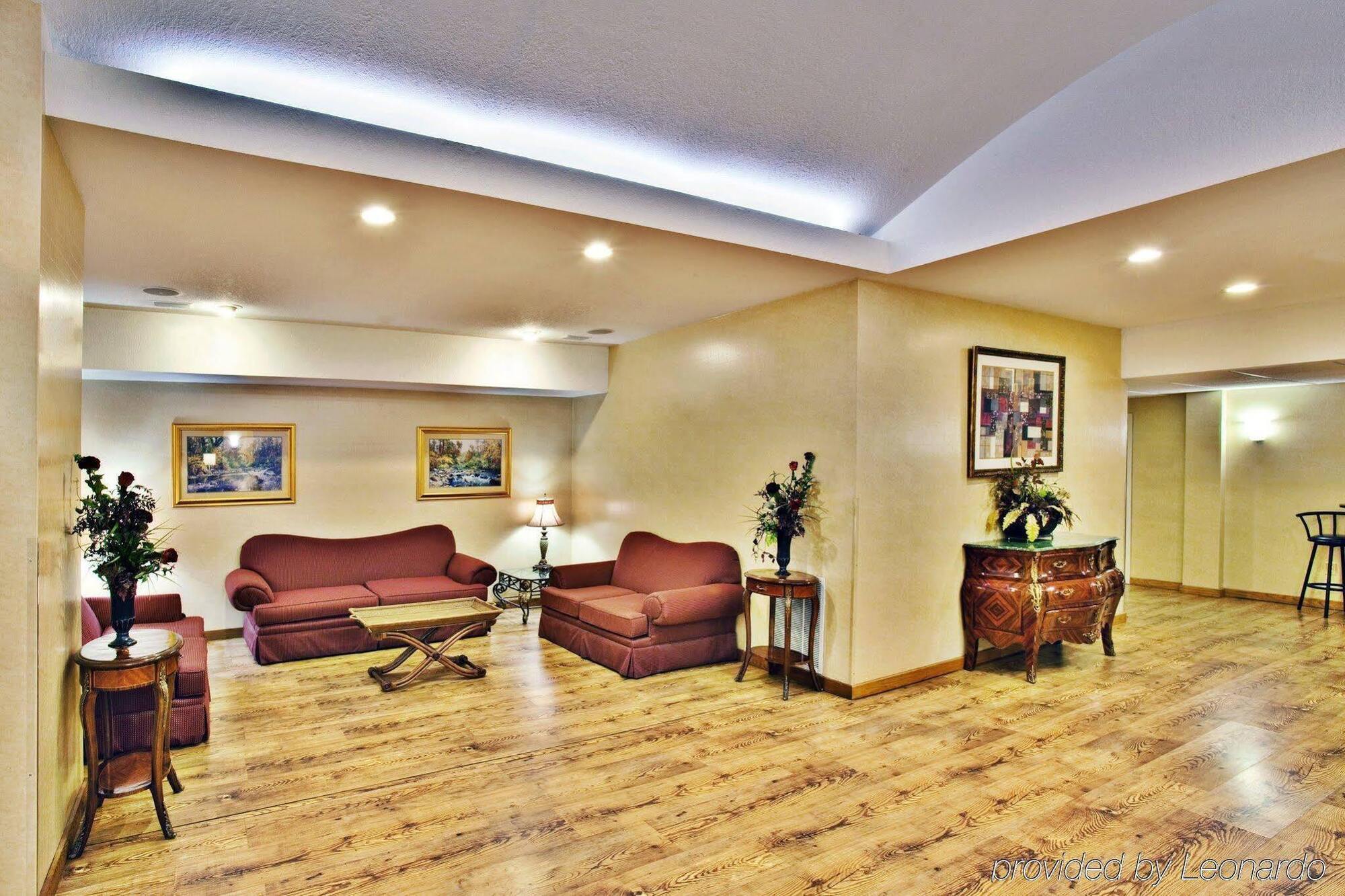 Holiday Inn Express Hotel & Suites Ames By Ihg Dış mekan fotoğraf